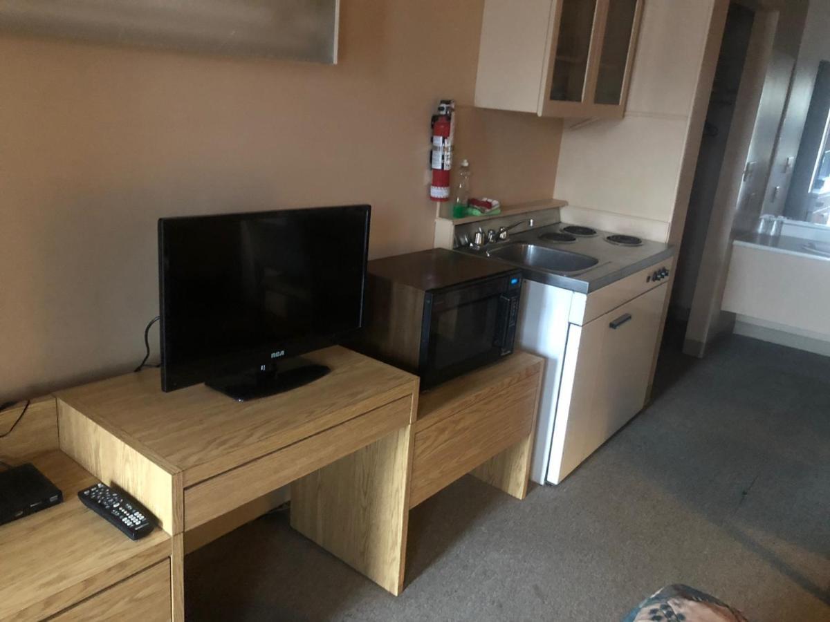 Parkwood Motor Inn Sundre 외부 사진