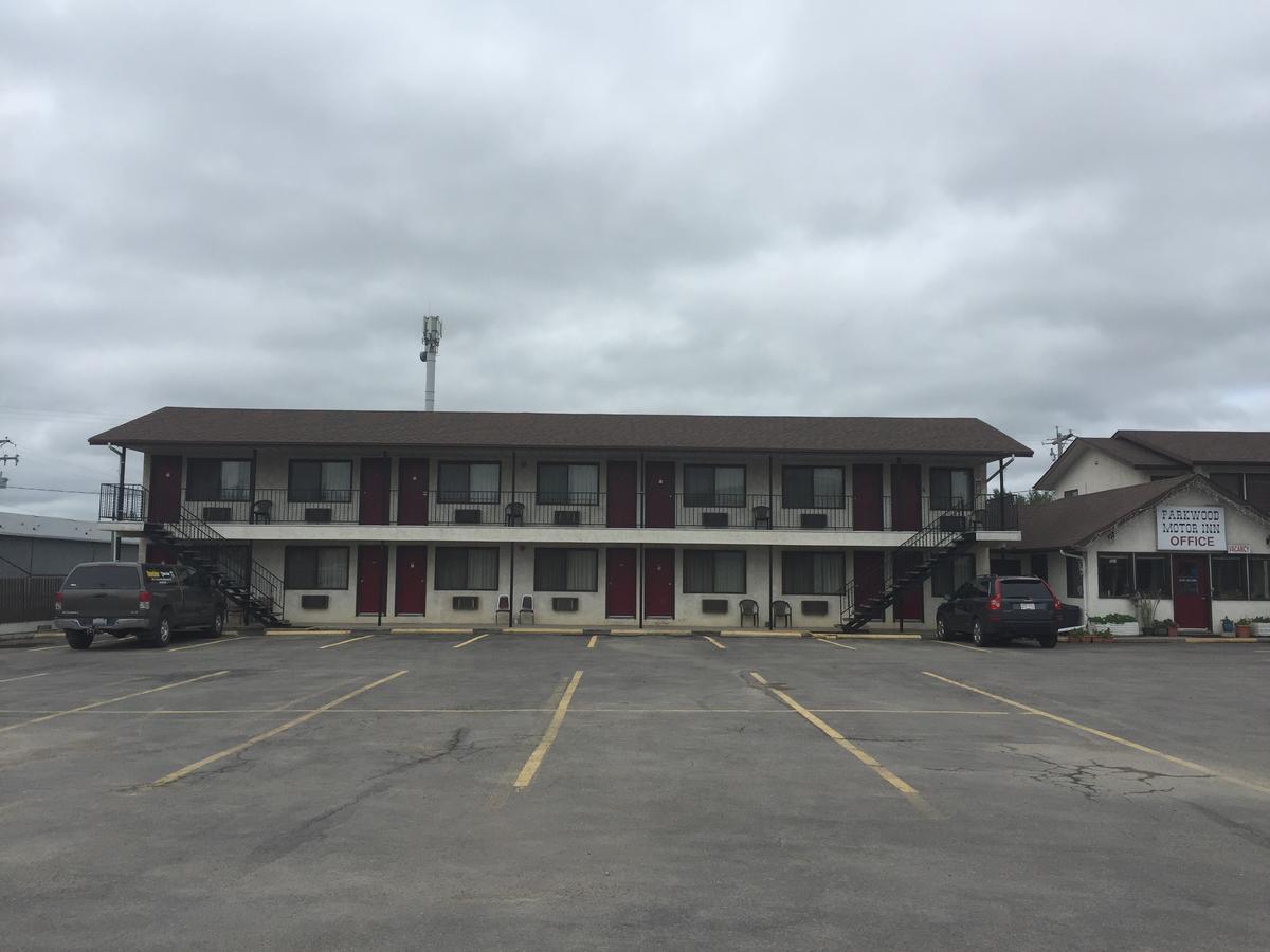 Parkwood Motor Inn Sundre 외부 사진