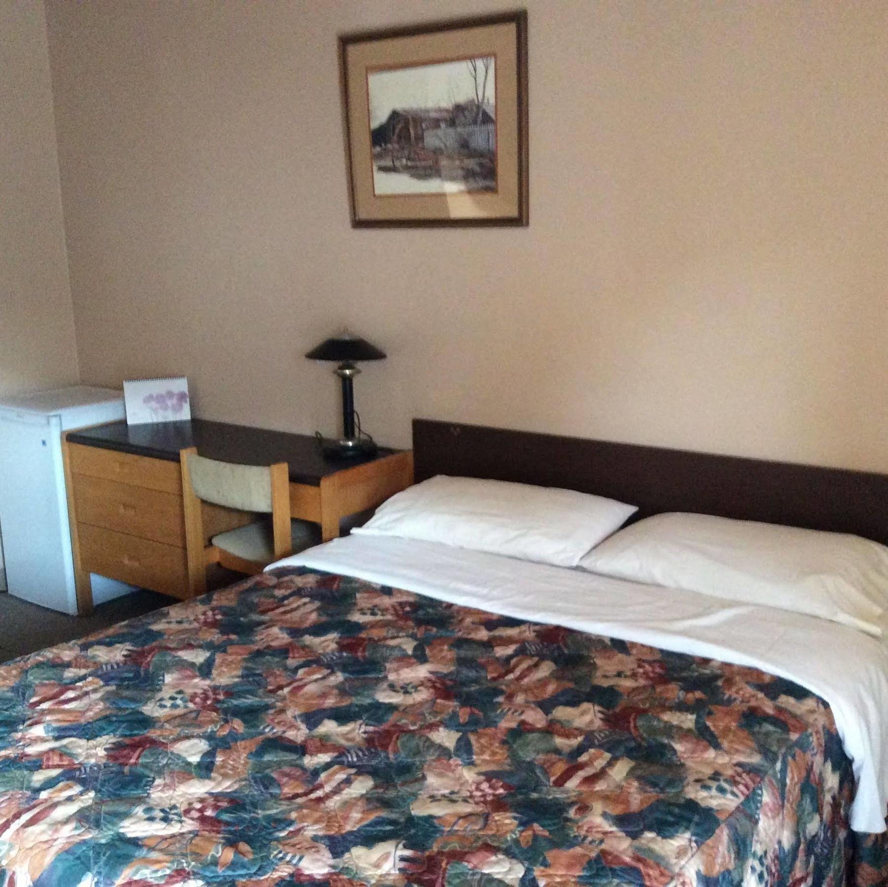 Parkwood Motor Inn Sundre 외부 사진